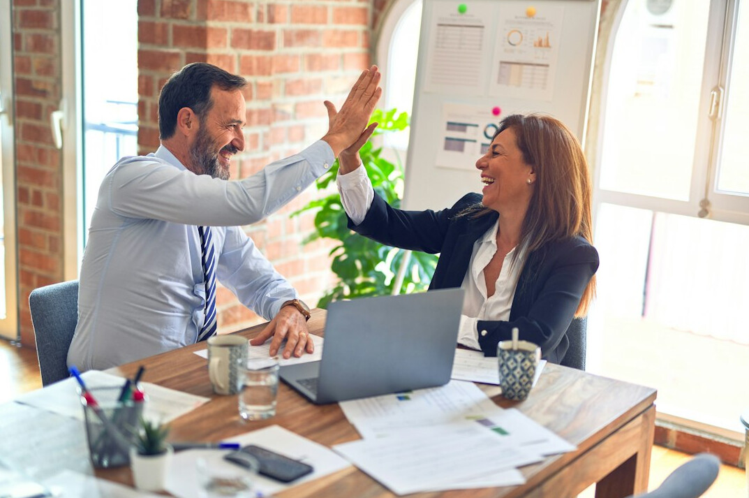 motivated employees in meeting